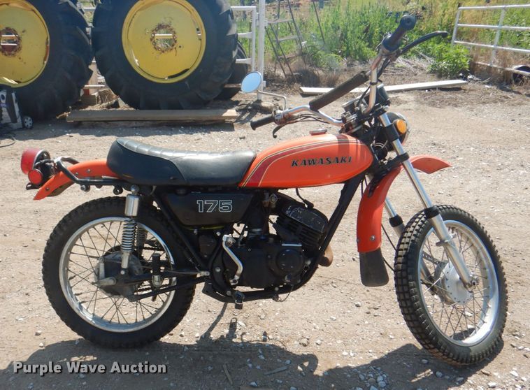 image for item JY9751 1973 Kawasaki 175  motorcycle