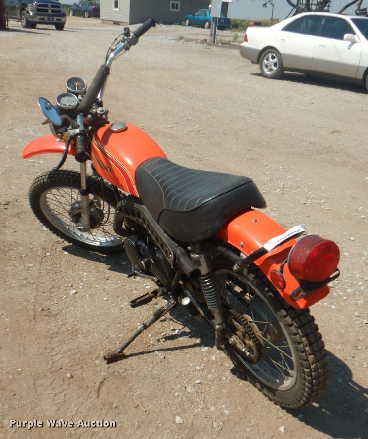 image for item JY9751 1973 Kawasaki 175  motorcycle