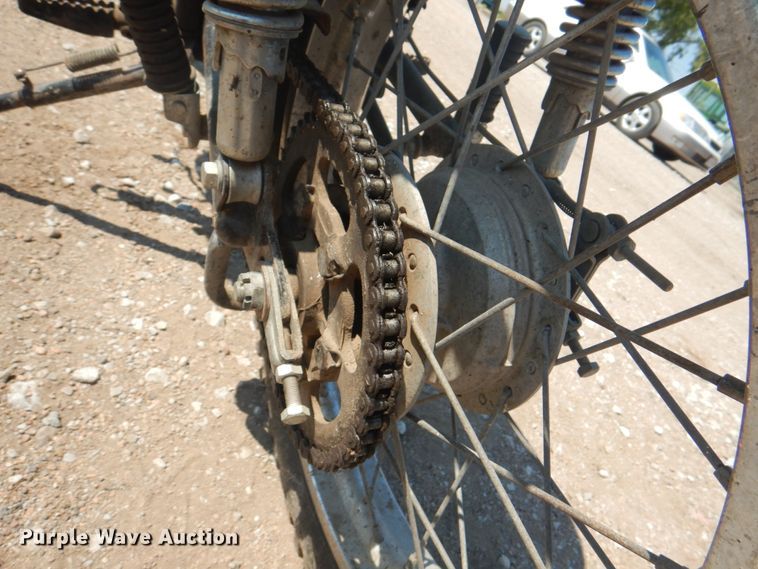 image for item JY9751 1973 Kawasaki 175  motorcycle