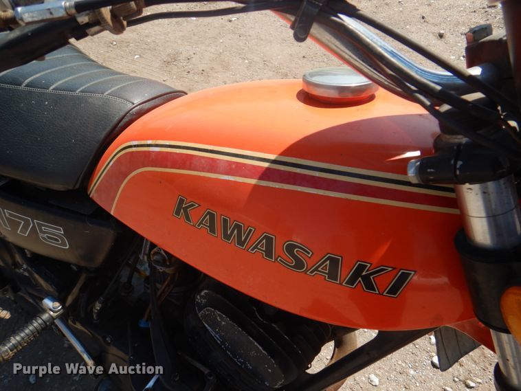 image for item JY9751 1973 Kawasaki 175  motorcycle