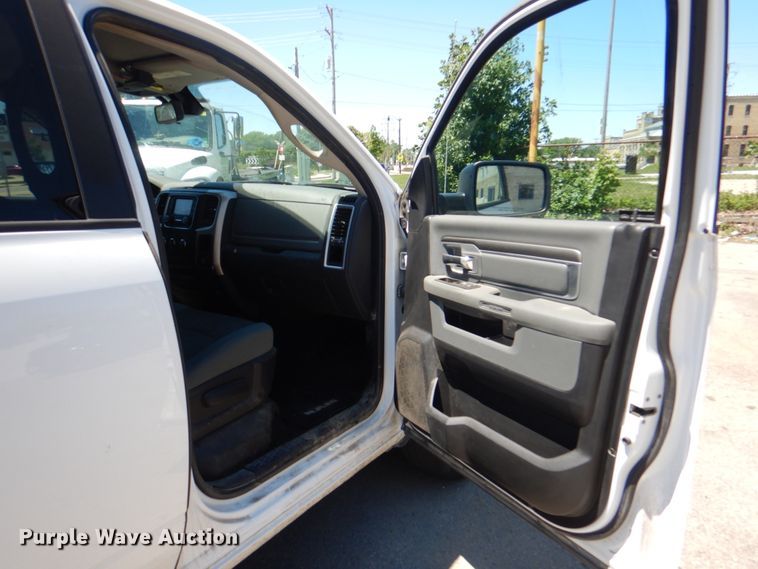 image for item JY9764 2014 Dodge Ram 1500  Quad Cab pickup truck