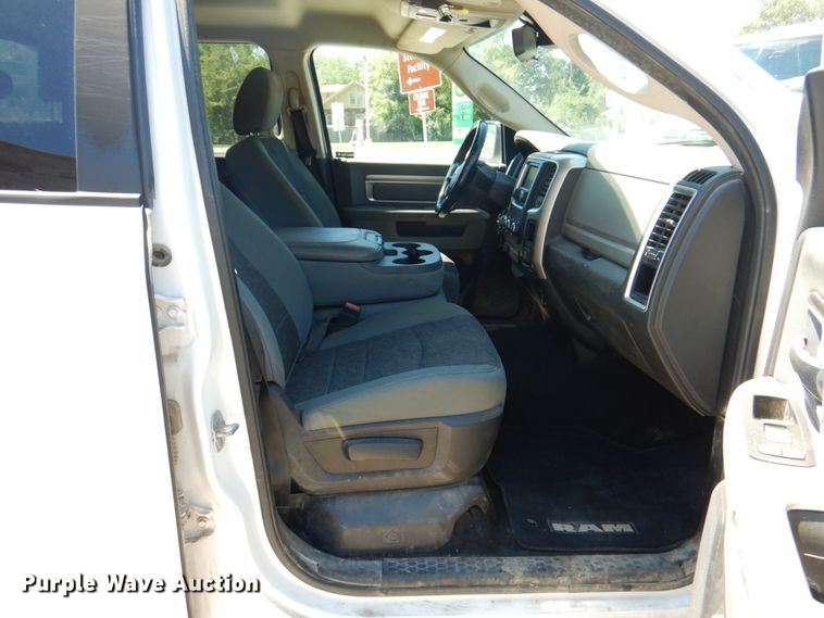 image for item JY9764 2014 Dodge Ram 1500  Quad Cab pickup truck