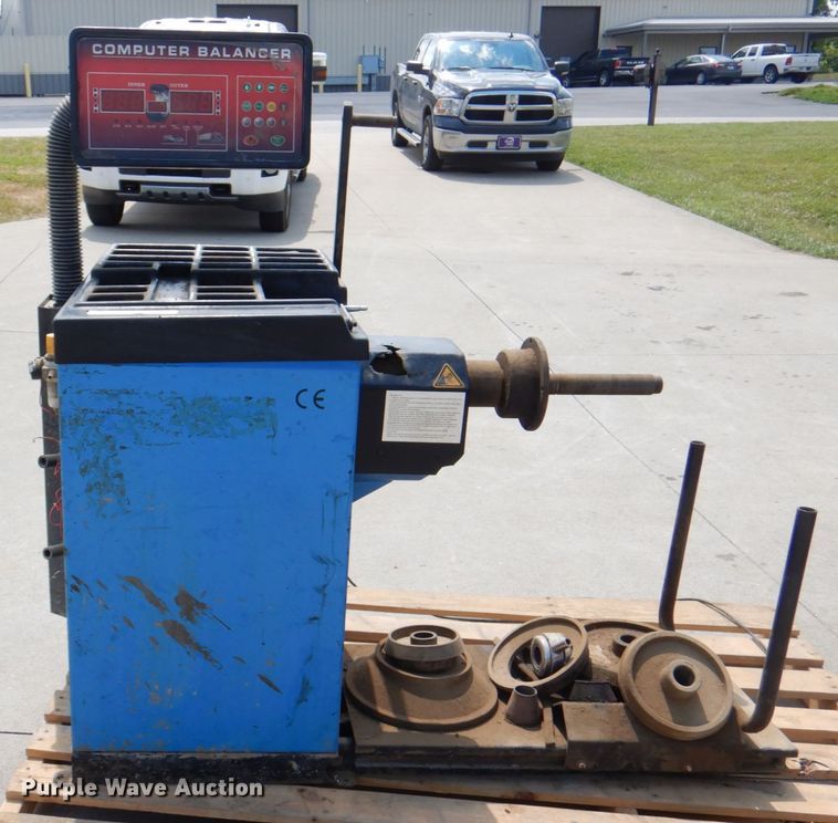 image for item JY9797 Wheel balancer