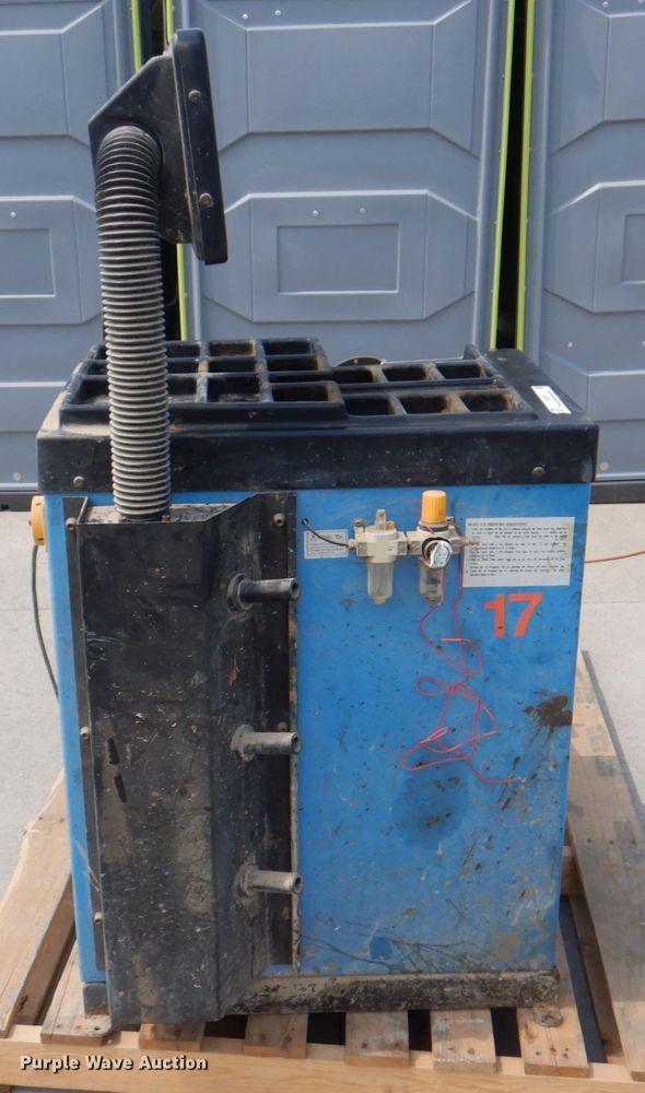 image for item JY9797 Wheel balancer