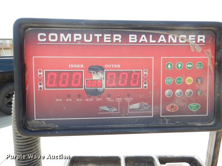 image for item JY9797 Wheel balancer