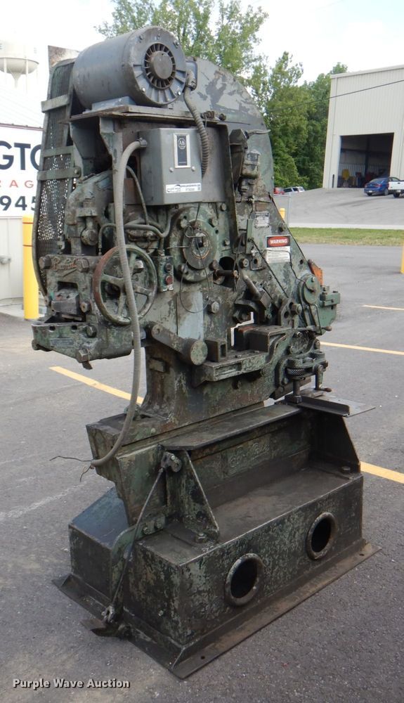 image for item JY9799 1946 Buffalo 15991  iron worker