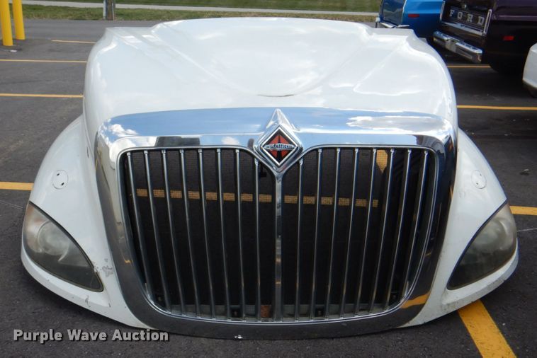 image for item JY9800 2012 International  hood