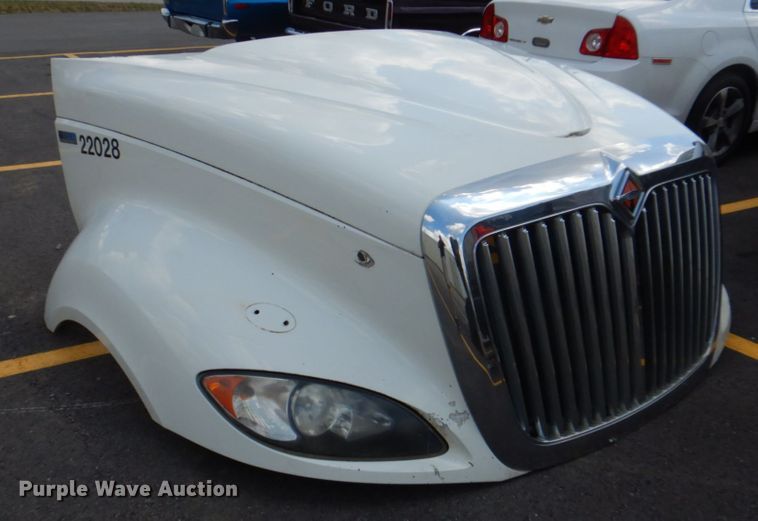 image for item JY9800 2012 International  hood