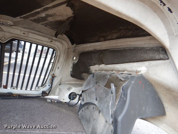 image for item JY9800 2012 International  hood