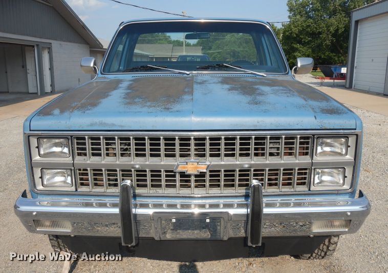 image for item KU9491 1982 Chevrolet Silverado K20  pickup truck