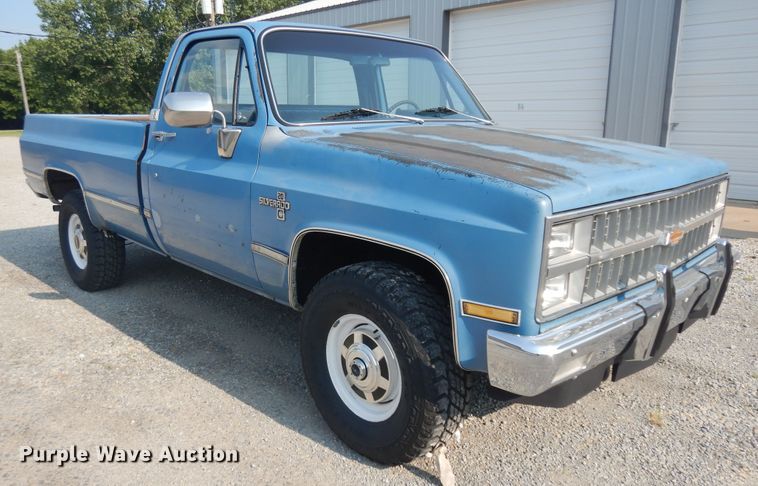 image for item KU9491 1982 Chevrolet Silverado K20  pickup truck