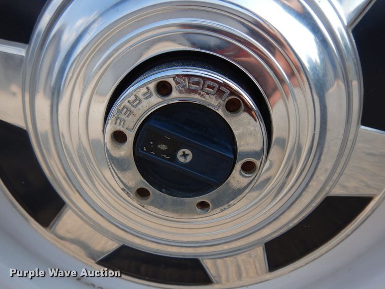 image for item KU9491 1982 Chevrolet Silverado K20  pickup truck