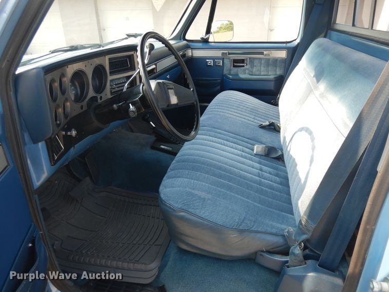 image for item KU9492 1985 Chevrolet Silverado K10  pickup truck