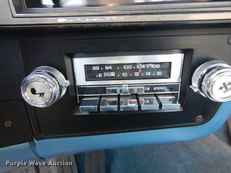 image for item KU9492 1985 Chevrolet Silverado K10  pickup truck