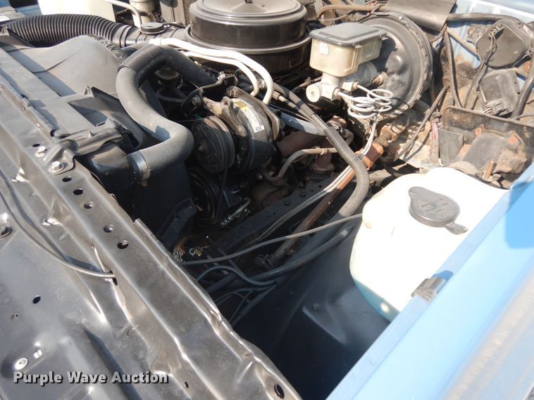 image for item KU9492 1985 Chevrolet Silverado K10  pickup truck