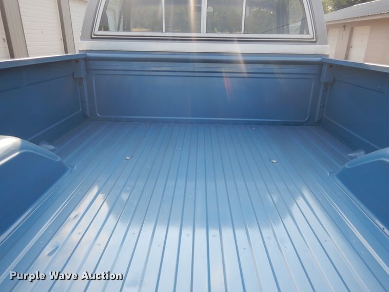 image for item KU9492 1985 Chevrolet Silverado K10  pickup truck