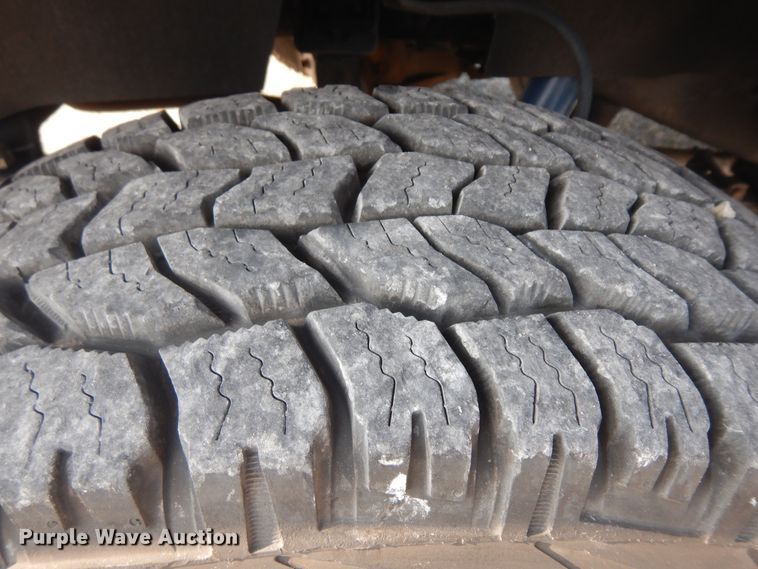 image for item KU9492 1985 Chevrolet Silverado K10  pickup truck