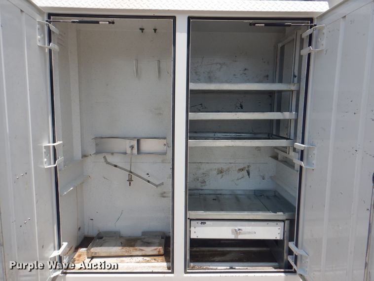 image for item KW9973 2002 Kenworth T300  utility / service truck