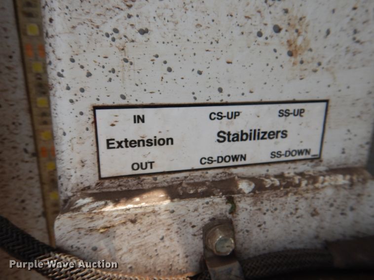 image for item KW9973 2002 Kenworth T300  utility / service truck