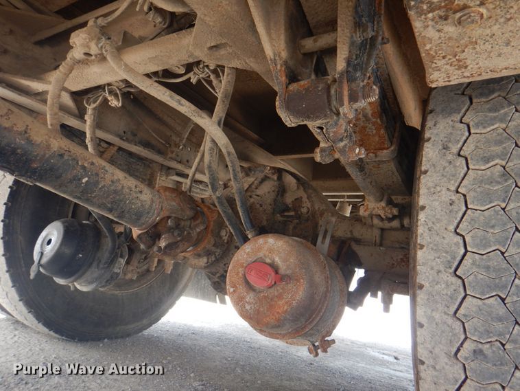 image for item KW9973 2002 Kenworth T300  utility / service truck