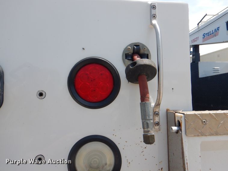 image for item KW9973 2002 Kenworth T300  utility / service truck