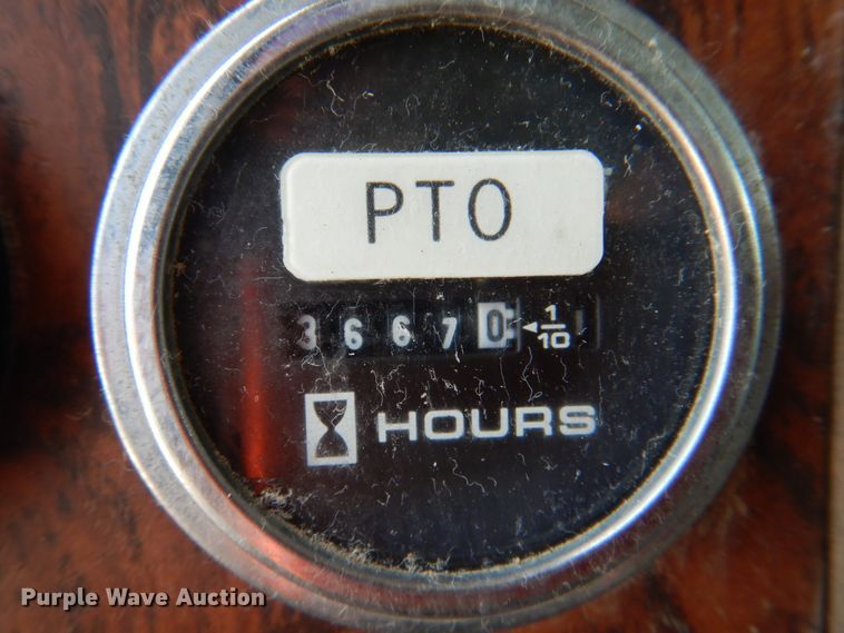 image for item KW9973 2002 Kenworth T300  utility / service truck