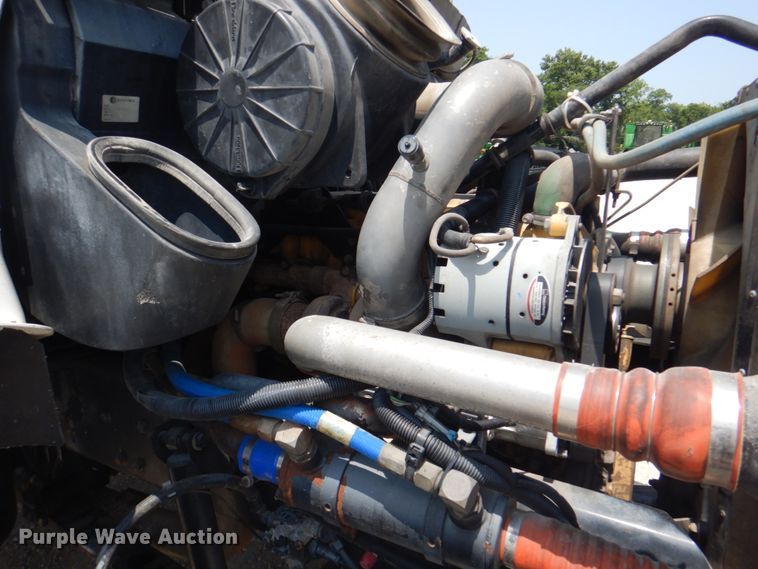 image for item KW9973 2002 Kenworth T300  utility / service truck