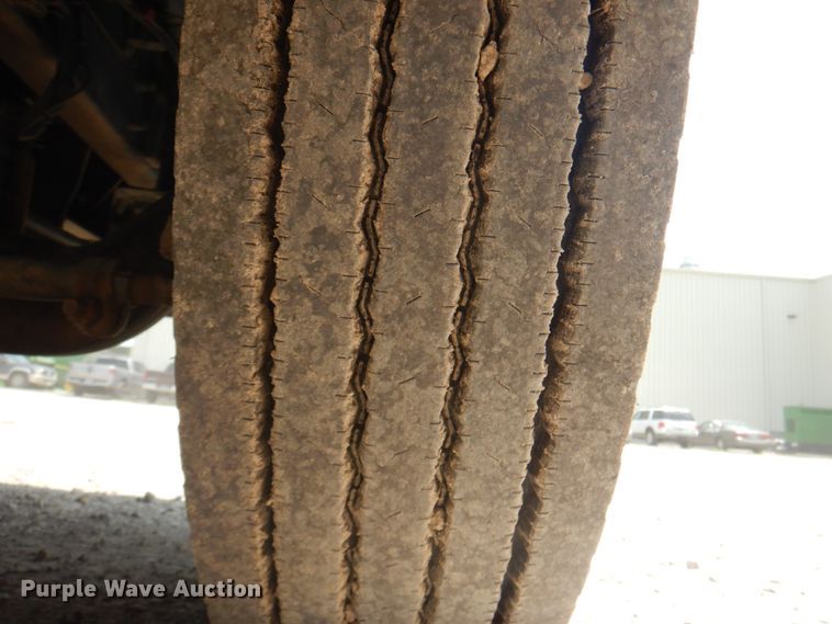 image for item KW9973 2002 Kenworth T300  utility / service truck