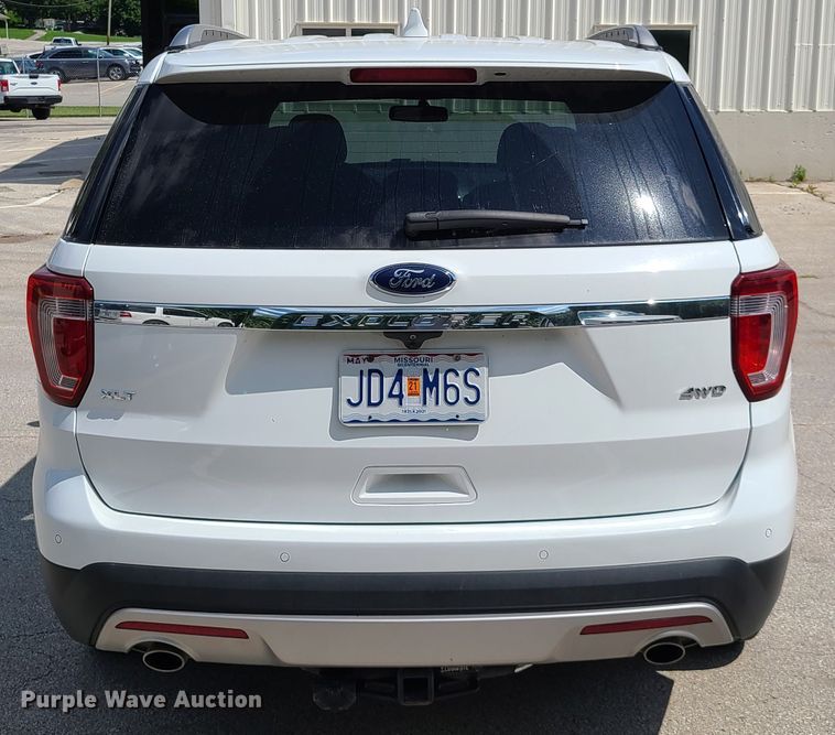 image for item L1314 2017 Ford Explorer  SUV