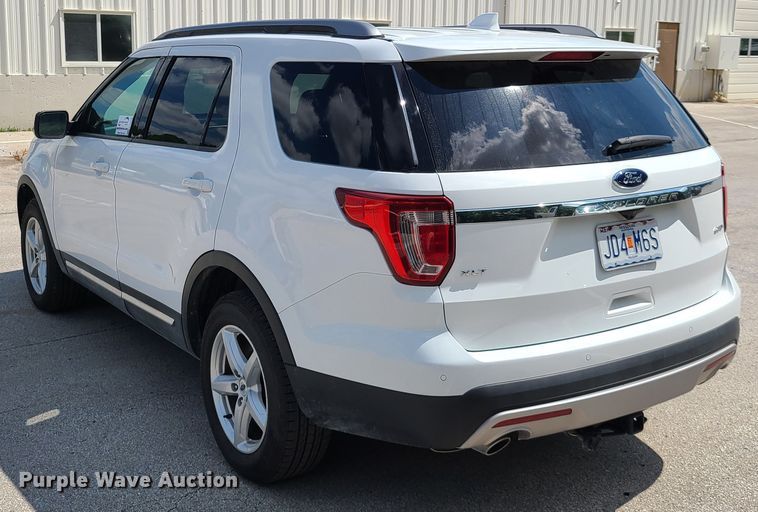 image for item L1314 2017 Ford Explorer  SUV