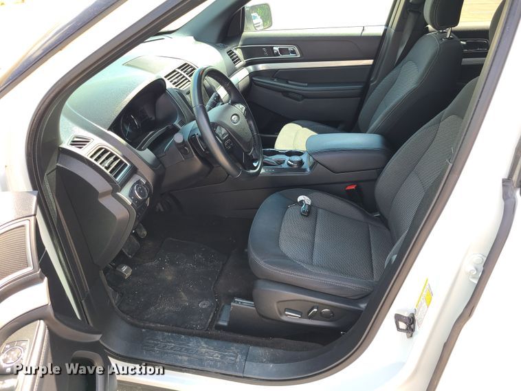 image for item L1314 2017 Ford Explorer  SUV