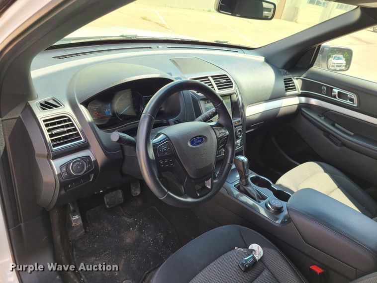 image for item L1314 2017 Ford Explorer  SUV