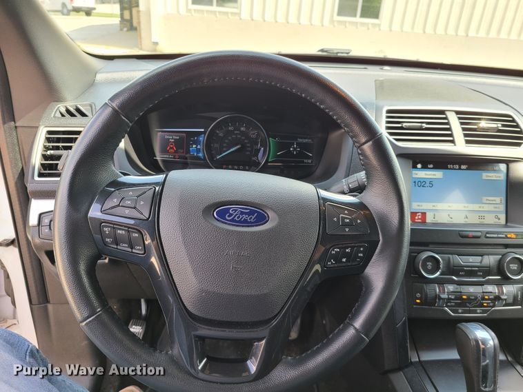 image for item L1314 2017 Ford Explorer  SUV