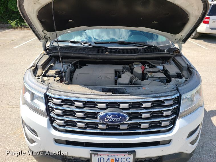 image for item L1314 2017 Ford Explorer  SUV