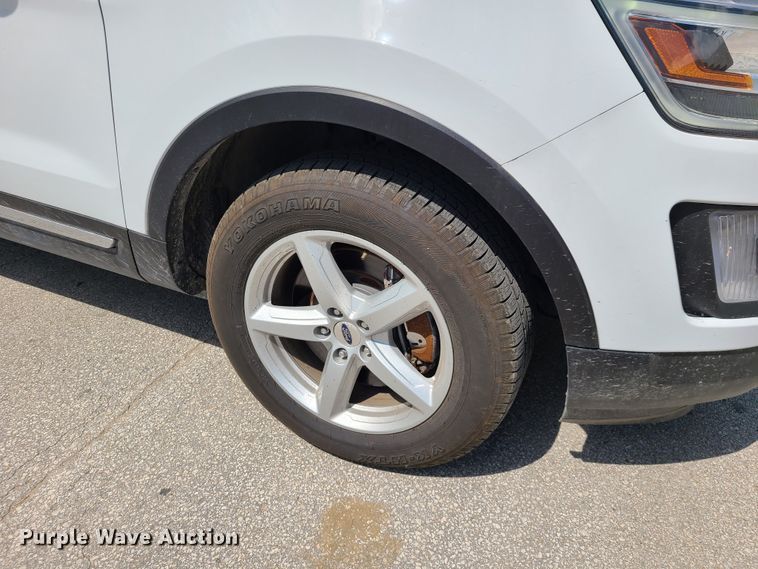 image for item L1314 2017 Ford Explorer  SUV