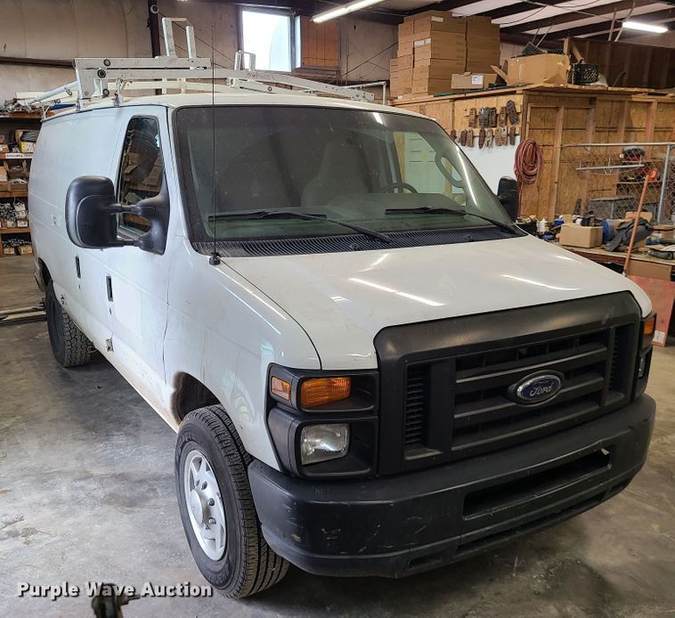 image for item L1338 2011 Ford E250  van