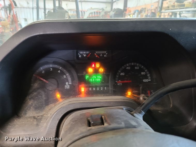 image for item L1338 2011 Ford E250  van