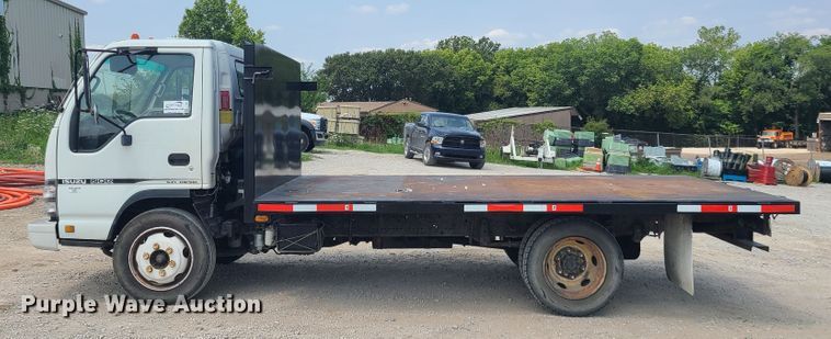 image for item L1341 2007 Isuzu NQR  flatbed truck