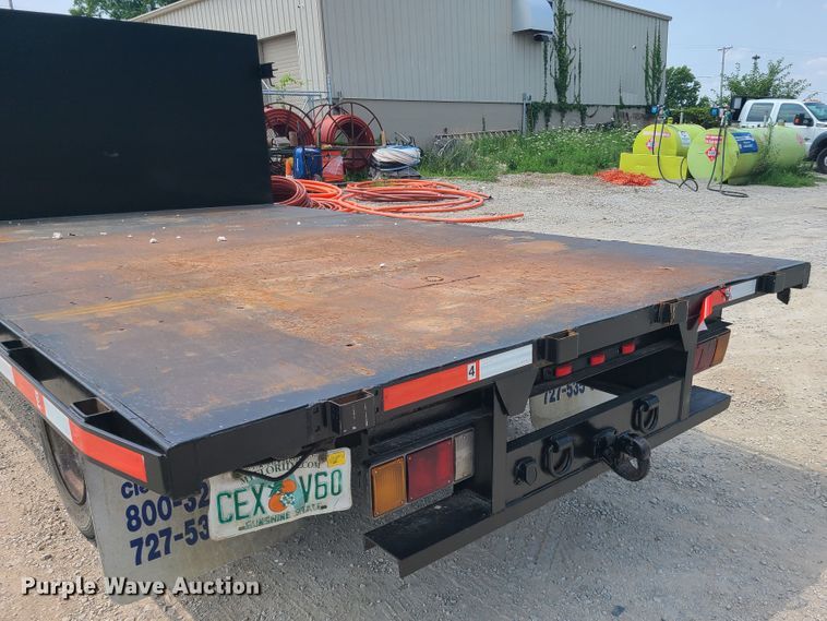 image for item L1341 2007 Isuzu NQR  flatbed truck
