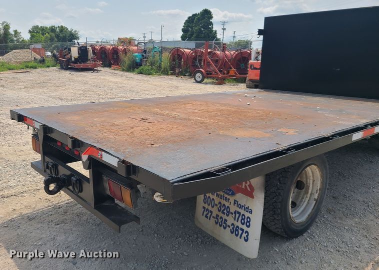 image for item L1341 2007 Isuzu NQR  flatbed truck
