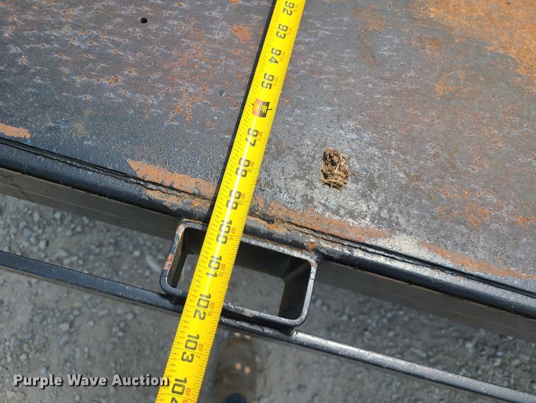 image for item L1341 2007 Isuzu NQR  flatbed truck