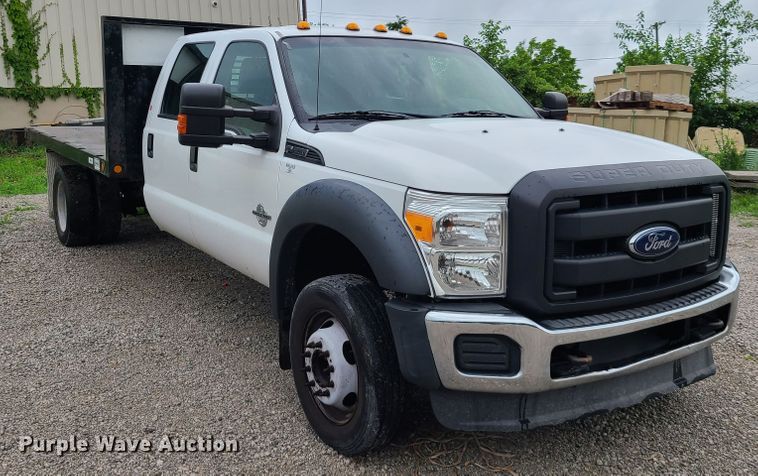 image for item L1342 2015 Ford F450 Super Duty  Crew Cab  flatbed truck