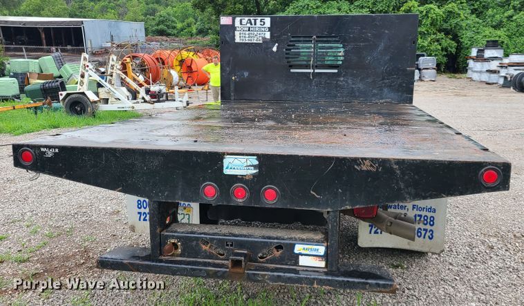 image for item L1342 2015 Ford F450 Super Duty  Crew Cab  flatbed truck