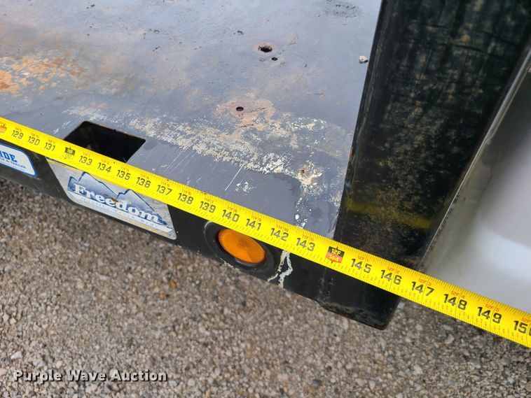 image for item L1342 2015 Ford F450 Super Duty  Crew Cab  flatbed truck