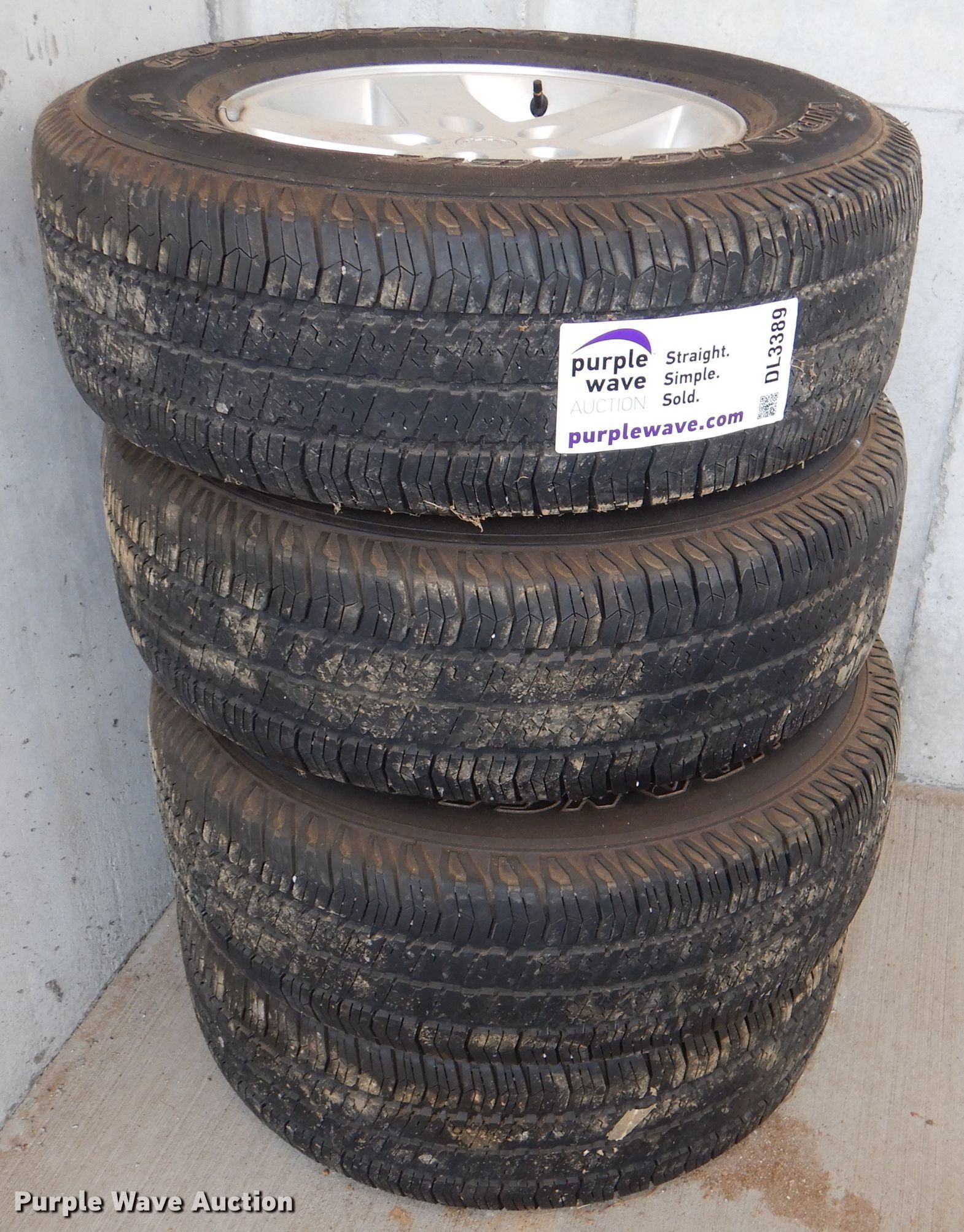 (4) wheels and tires in Lenexa, KS Item DL3389 sold Purple Wave