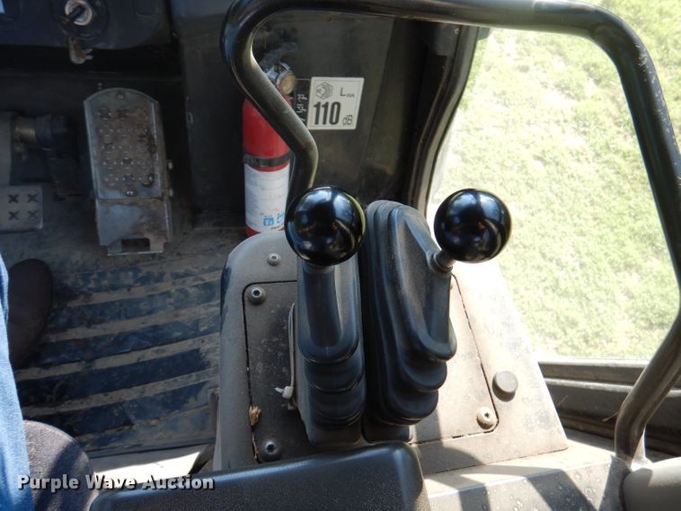 image for item DA5328 2005 Caterpillar 963C  track loader