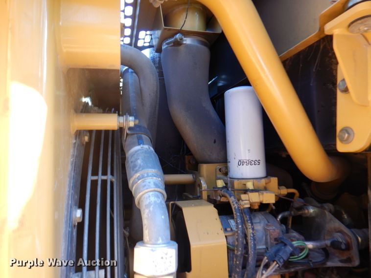 image for item DA5328 2005 Caterpillar 963C  track loader