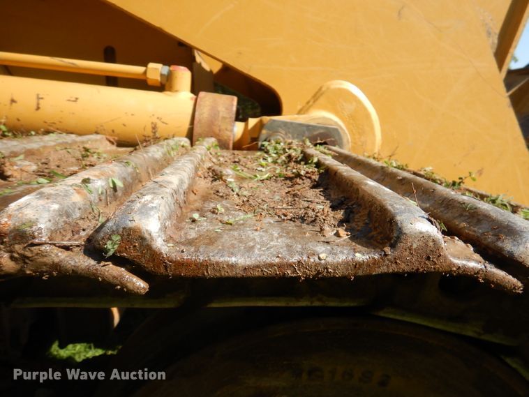 image for item DA5328 2005 Caterpillar 963C  track loader