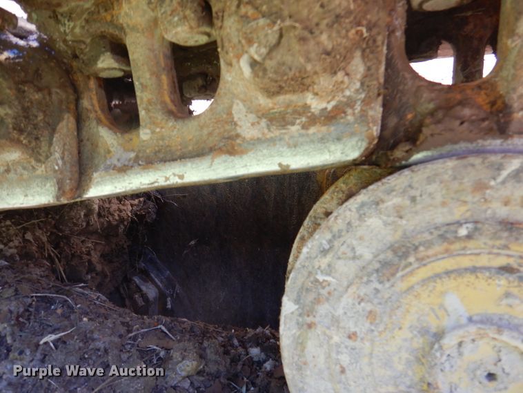 image for item DA5328 2005 Caterpillar 963C  track loader