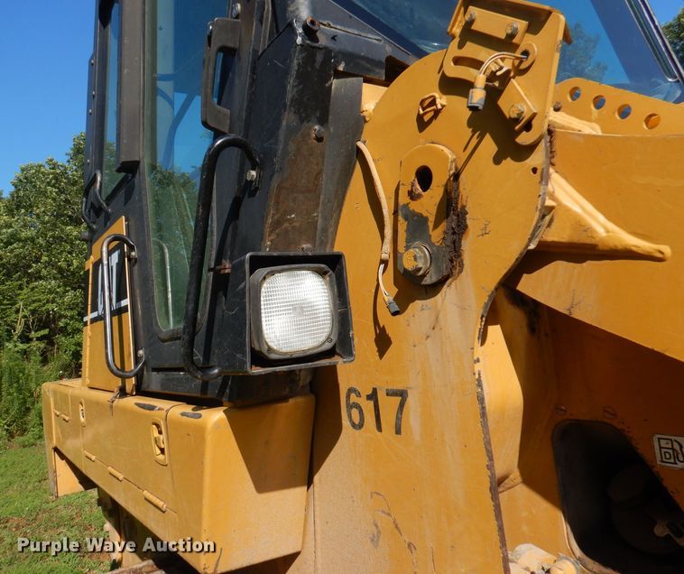 image for item DA5328 2005 Caterpillar 963C  track loader